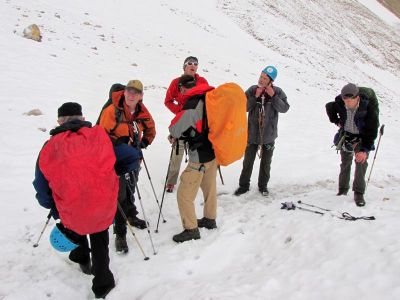 014-Wegen Lawinengefahr faellt die Entscheidung zum Abbruch